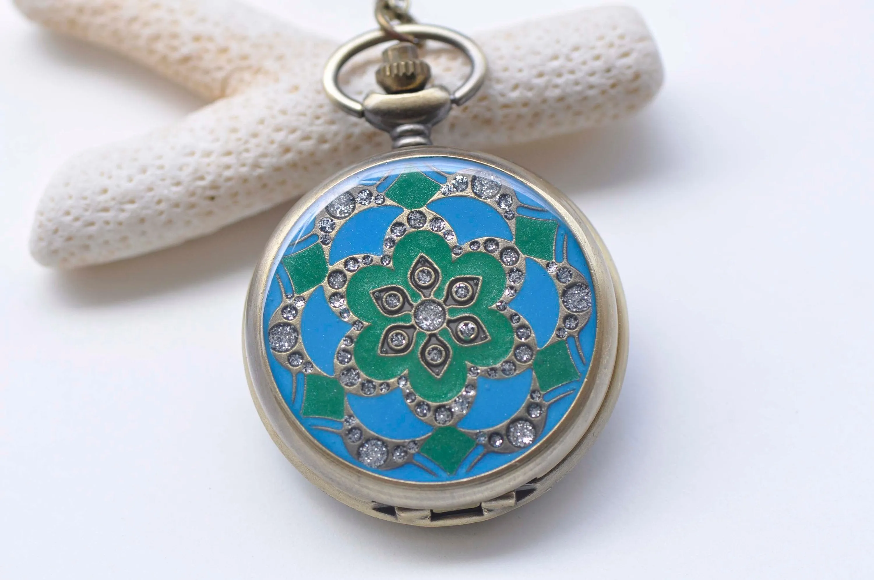 1 PC Antique Bronze Enamel Flower Large Pocket Watch Necklace 47mm
