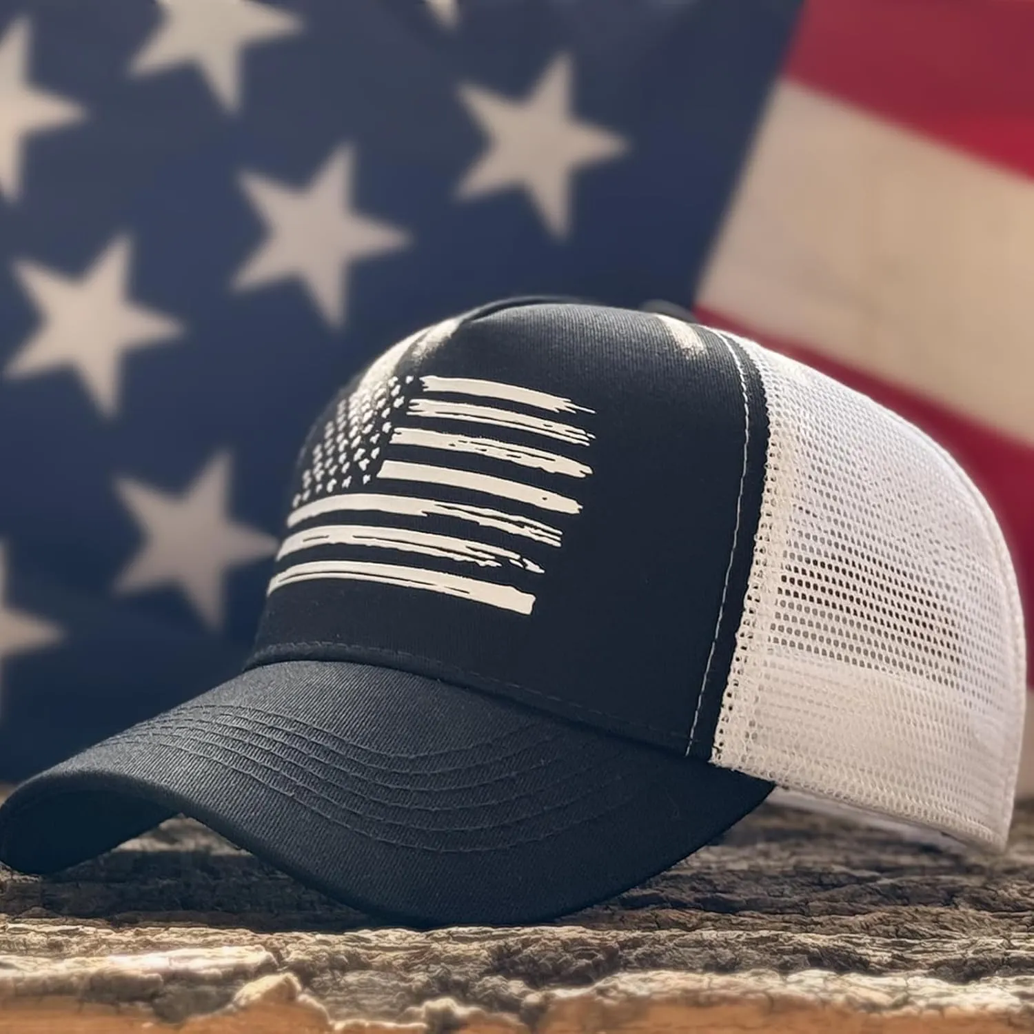 American Flag Trucker Hats, USA hat for Men and Women - Adjustale Baseball Cap, Outdoor Mesh Snap Back - for Daily Use