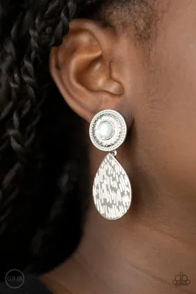 Paparazzi Earring ~ Emblazoned Edge - White