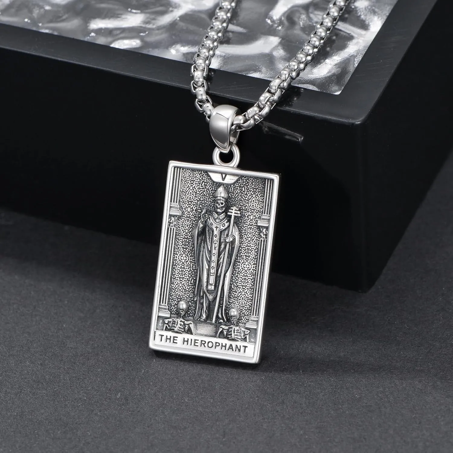 PELOVNY Tarot Card Necklace 925 Sterling Silver Skeleton Necklace The Sun Moon Star Strength Lovers Death Devil Fool Tarot Jewelry Christmas Birthday Gifts for Men Women Unisex